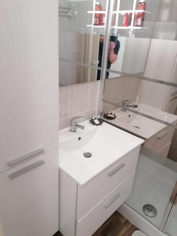 Studio Vue Sur La Mer Au 6Eme Et Dernier Etage Canet-en-Roussillon Exterior foto
